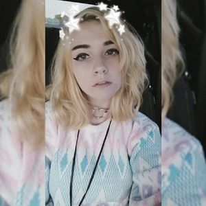 Meet your Posher, Kenzie